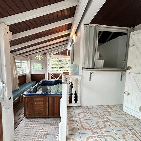 Le Nid De Lorhila - Jacuzzi, Piscine, Plage Sainte-Anne  Bagian luar foto